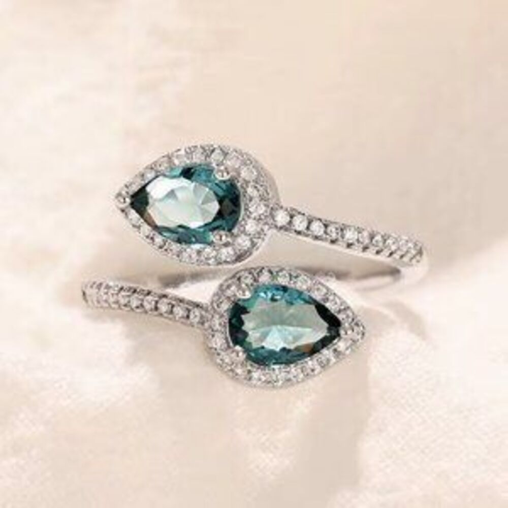 NEW 14k White Gold Pear Cut Diamond Ring Tear Drop Adjustable Resizable Ring